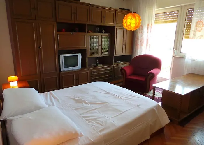 In - Istrien 10808 * Banjole